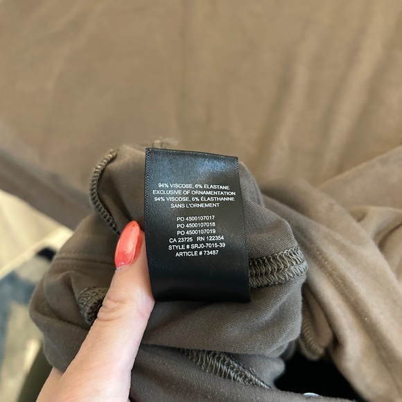 ARITZIA the group Babaton ~  SIZE Small - Picture 6 of 6